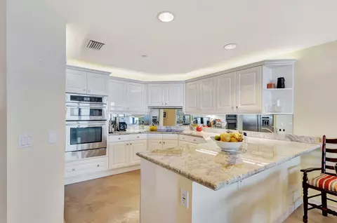 Kitchen - 800 Ocean Dr #404, Juno Beach, FL 33408 photo 1 of 6