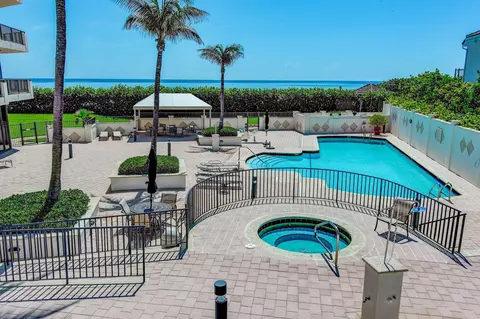 Exterior - 800 Ocean Dr #404, Juno Beach, FL 33408 photo 7 of 10