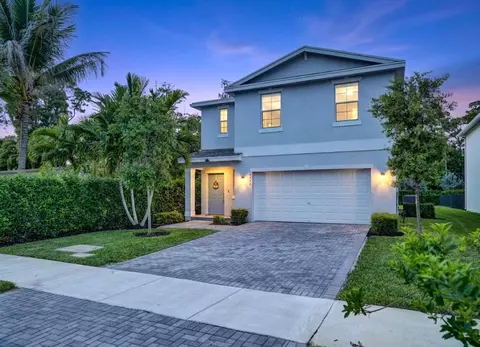 4549 Dow Ln, Greenacres, FL 33463
