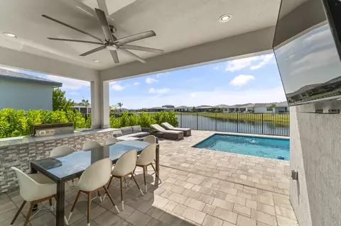 11244 SW Lyra Dr, Port Saint Lucie, FL 34987