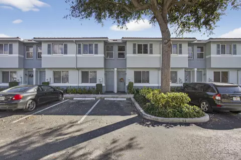 3720 Oleander Ter, Riviera Beach, FL 33404