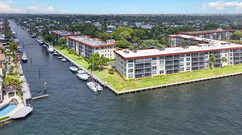 3100 NE 48th Ct #214, Lighthouse Point, FL 33064