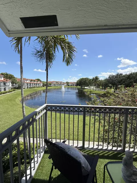 2012 Alta Meadows Ln #103, Delray Beach, FL 33444