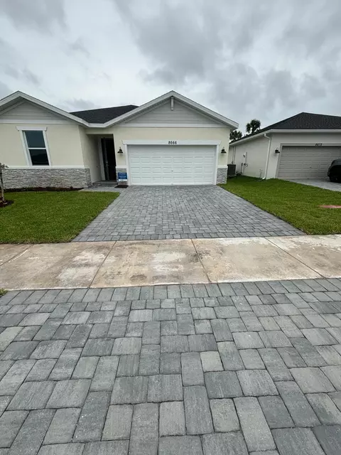 8666 Dahlia Cir #8666, Port Saint Lucie, FL 34986