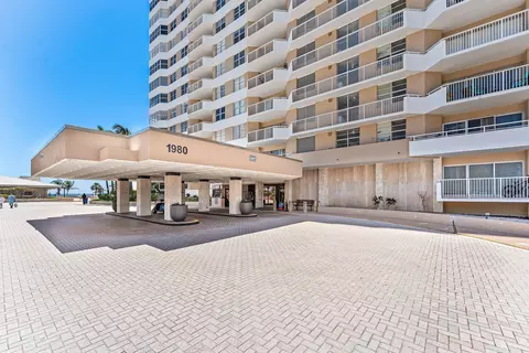 1980 S Ocean Dr #18Q, Hallandale Beach, FL 33009