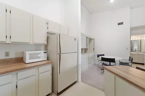 Kitchen - 6519 Chasewood Dr #E, Jupiter, FL 33458 photo 2 of 3