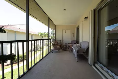 Exterior - 6519 Chasewood Dr #E, Jupiter, FL 33458 photo 1 of 4