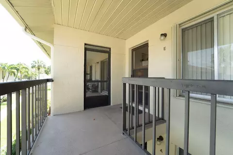 Exterior - 6519 Chasewood Dr #E, Jupiter, FL 33458 photo 3 of 4
