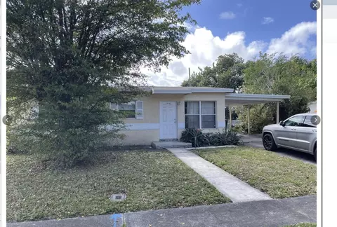 1328 Lee St, Delray Beach, FL 33444