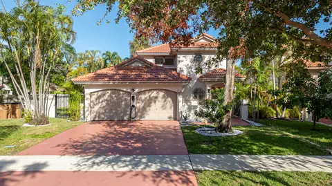 484 NW 38th Ter, Deerfield Beach, FL 33442