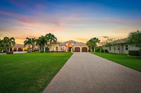 11109 Rockledge View Dr, Palm Beach Gardens, FL 33412