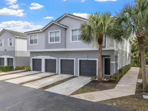 3105 Grandiflora Dr, Greenacres, FL 33467