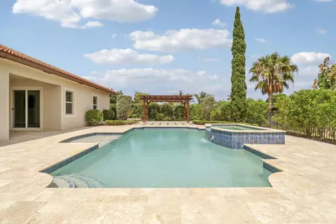 Exterior - 119 Steeple Cir, Jupiter, FL 33458 photo 2 of 4