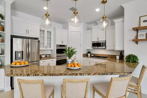 Kitchen - 119 Steeple Cir, Jupiter, FL 33458 photo 2 of 4