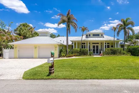 851 SW Pine Tree Ln, Palm City, FL 34990