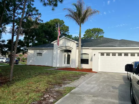 4174 SW Daniff St, Port Saint Lucie, FL 34953