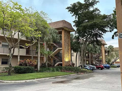 6090 N Sabal Palm Blvd #110, Tamarac, FL 33319