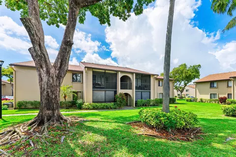 509 Shady Pine Way #C1, Greenacres, FL 33415