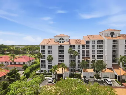 4106 W Palm Aire Dr #62A, Pompano Beach, FL 33069