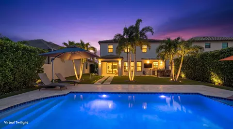 8779 Grand Prix Ln, Boynton Beach, FL 33472