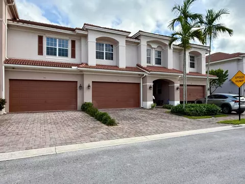 51 Lancaster Rd, Boynton Beach, FL 33426