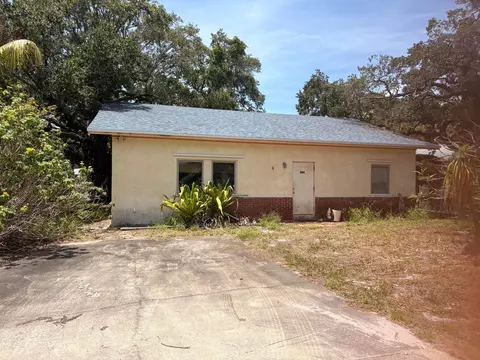 968 NE Kubin Ave, Jensen Beach, FL 34957