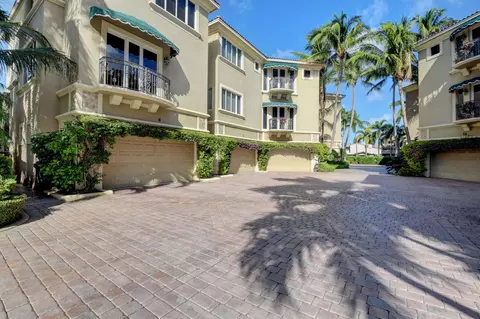 921 Osceola Dr UNIT 4, Boca Raton, FL 33432