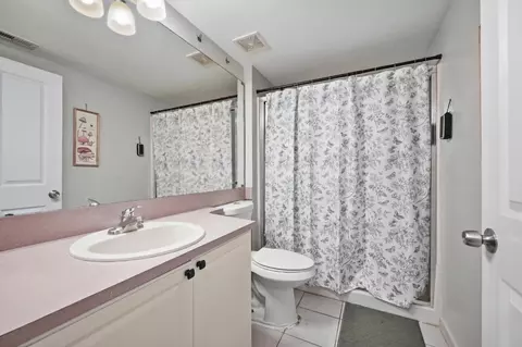 Bath - 6450 W Sample Rd #6450, Coral Springs, FL 33067 photo 1 of 3