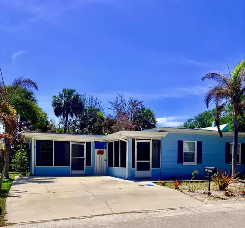 105 Avenue D Ave UNIT A AND  B, Fort Pierce, FL 34950