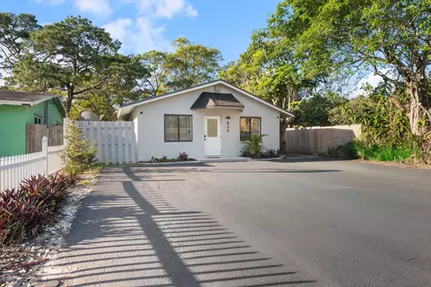 836 SW 13th Ct, Pompano Beach, FL 33060
