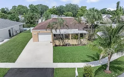 4957 SW 94th Ter, Cooper City, FL 33328