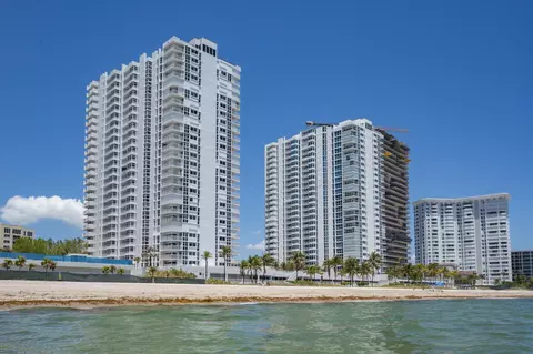 1370 S Ocean Blvd #905, Pompano Beach, FL 33062
