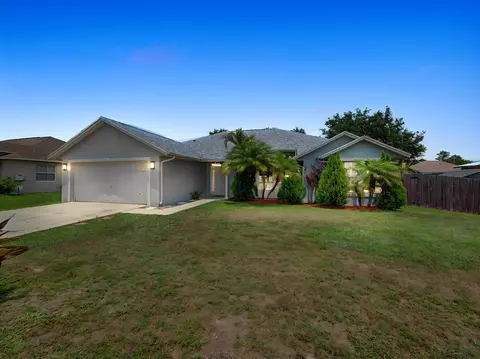2373 SW Santana Ave, Port Saint Lucie, FL 34953