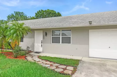 1951 SW Agnes St, Port Saint Lucie, FL 34953