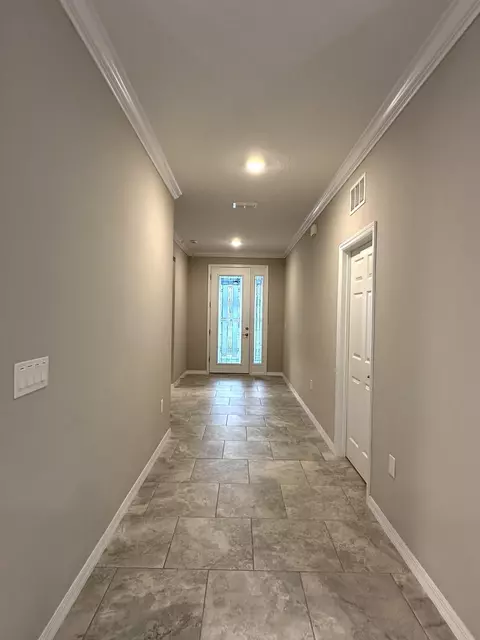 Entry Way - 9031 SW 75th Loop, Ocala, FL 34481 photo 2 of 3