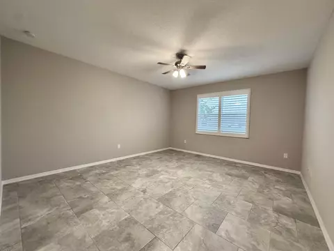 Living - 9031 SW 75th Loop, Ocala, FL 34481 photo 3 of 3