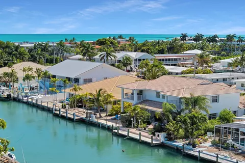 180 9th St #KEY COLONY, Key Colony Beach, FL 33051
