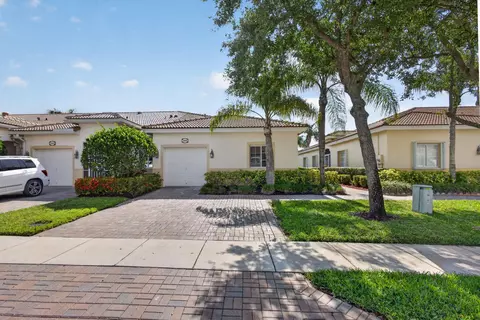 2344 Windjammer Way, West Palm Beach, FL 33411