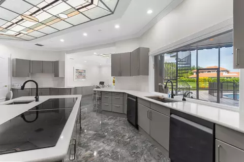 Kitchen - 1800 Eagle Trace Blvd, Coral Springs, FL 33071 photo 8 of 8