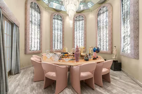 Dining - 1800 Eagle Trace Blvd, Coral Springs, FL 33071 photo 4 of 7