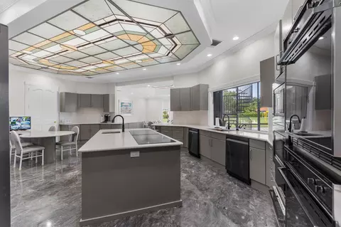 Kitchen - 1800 Eagle Trace Blvd, Coral Springs, FL 33071 photo 4 of 8