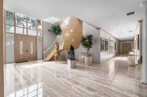 Entry Way - 1800 Eagle Trace Blvd, Coral Springs, FL 33071 photo 7 of 18