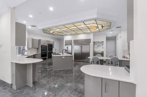 Kitchen - 1800 Eagle Trace Blvd, Coral Springs, FL 33071 photo 6 of 8