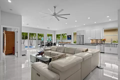 Living - 169 Hampton Cir, Jupiter, FL 33458 photo 1 of 2