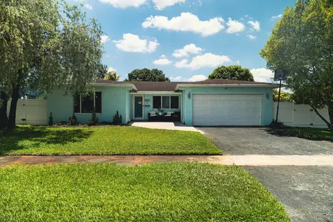 7210 NW 22nd St, Sunrise, FL 33313