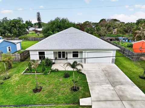 1974 SW Idaho Ln, Port Saint Lucie, FL 34953
