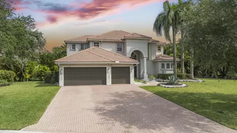 10980 NW 69th Pl, Parkland, FL 33076