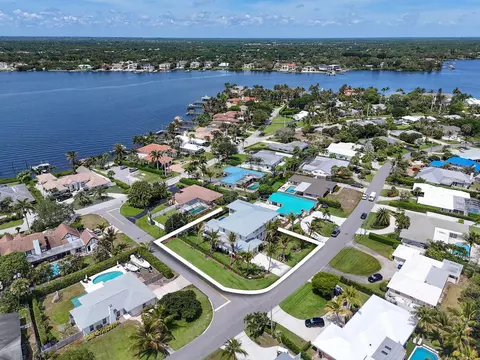View/Area - 91 Golfview Dr, Tequesta, FL 33469 photo 5 of 6