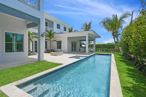 Exterior - 91 Golfview Dr, Tequesta, FL 33469 photo 11 of 15