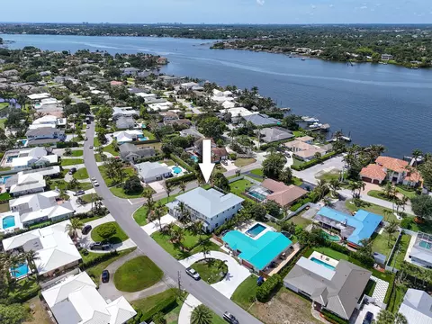 View/Area - 91 Golfview Dr, Tequesta, FL 33469 photo 4 of 6